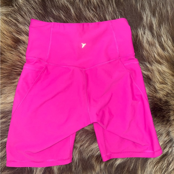 Old Navy Active Powersoft biker shorts - Picture 2 of 5